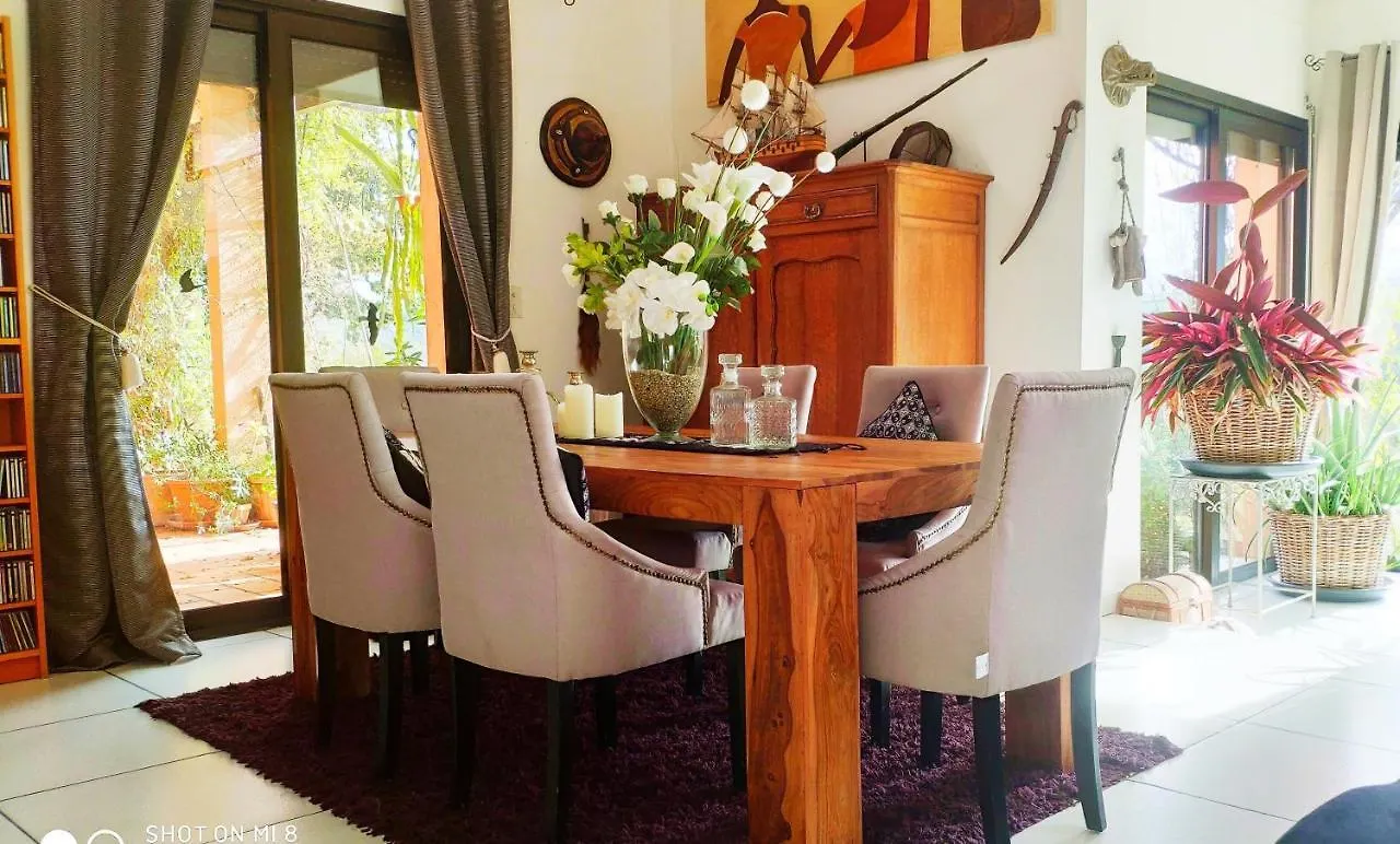 Domaine Les Causeries Bed & Breakfast Laguepie